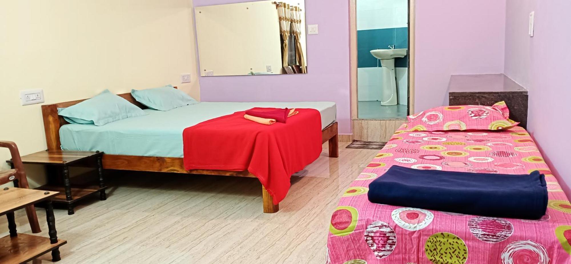 Gopi Plantation Homestay Hampi Zimmer foto